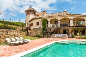 Luxurious golf villa rental Sotogrande